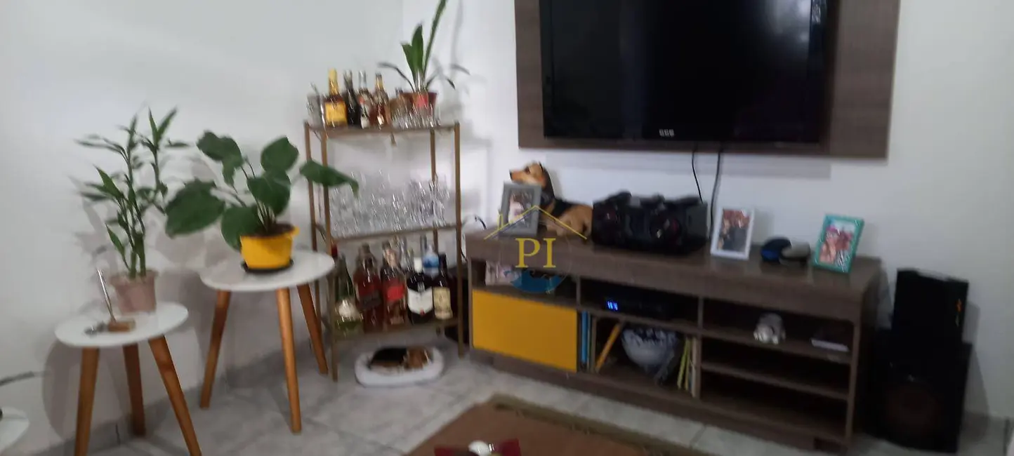 Foto 2 de Casa com 2 quartos à venda, 122m2 em Tupi, Praia Grande - SP