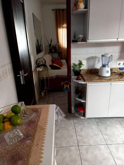 Foto 5 de Casa com 2 quartos à venda, 122m2 em Tupi, Praia Grande - SP