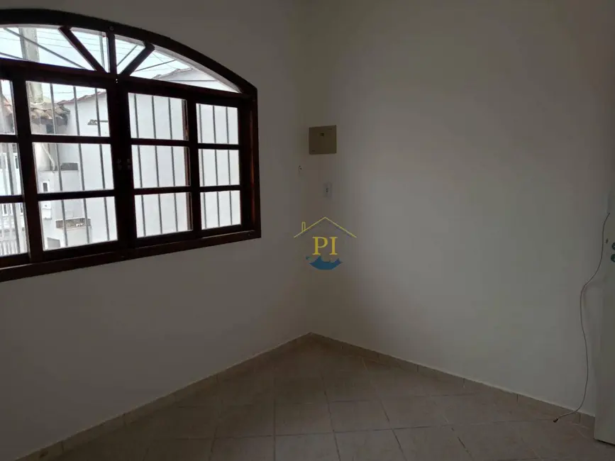 Casa com 3 quartos para alugar, 70m2 em Praia Grande - SP - imagem 8 Foto 8 de Casa com 3 quartos para alugar, 70m2 em Praia Grande - SP