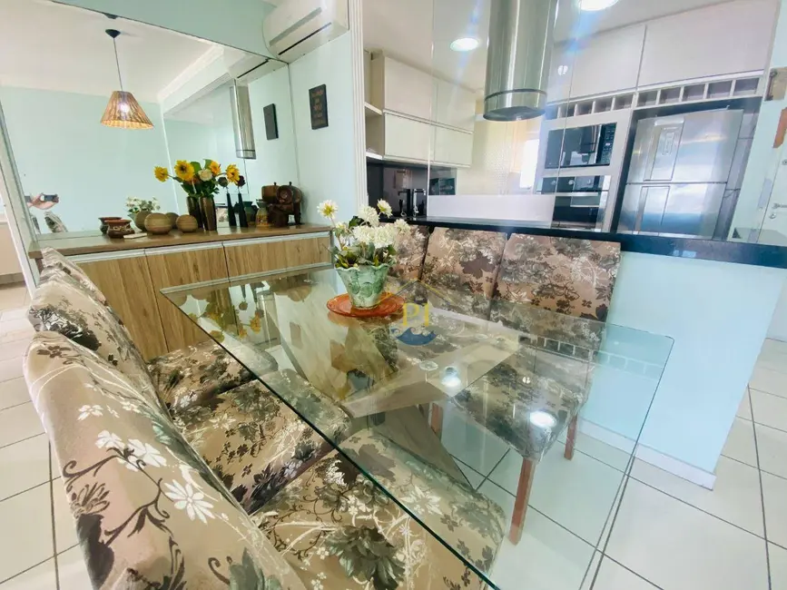 Foto 4 de Apartamento com 3 quartos para alugar, 92m2 em Mirim, Praia Grande - SP