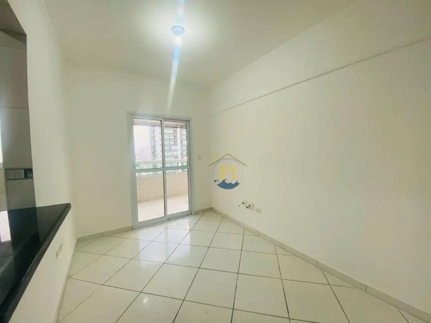 Apartamento com 2 quartos para alugar, 67m2 em Ocian, Praia Grande - SP - imagem 3 Foto 3 de Apartamento com 2 quartos para alugar, 67m2 em Ocian, Praia Grande - SP
