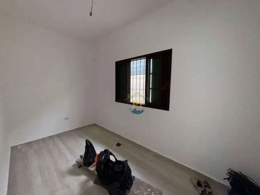 Casa com 2 quartos para alugar, 90m2 em Ocian, Praia Grande - SP - imagem 8 Foto 8 de Casa com 2 quartos para alugar, 90m2 em Ocian, Praia Grande - SP