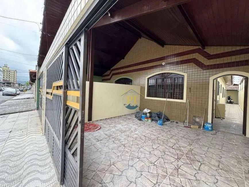 Casa com 2 quartos para alugar, 90m2 em Ocian, Praia Grande - SP - imagem 1 Foto 1 de Casa com 2 quartos para alugar, 90m2 em Ocian, Praia Grande - SP