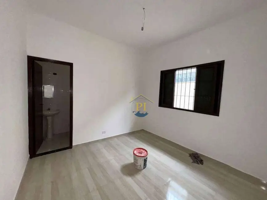 Casa com 2 quartos para alugar, 90m2 em Ocian, Praia Grande - SP - imagem 5 Foto 5 de Casa com 2 quartos para alugar, 90m2 em Ocian, Praia Grande - SP