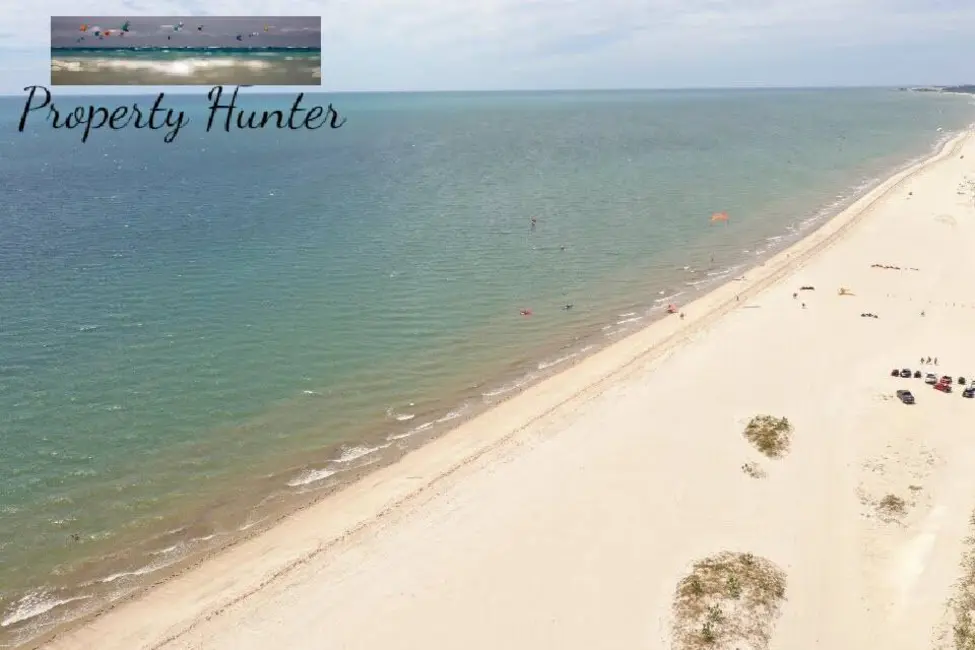 Foto 1 de Terreno / Lote à venda, 13227m2 em Cruz, CE