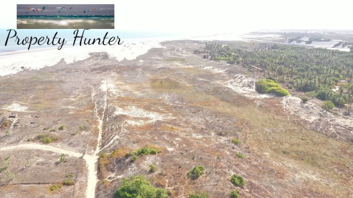 Foto 3 de Terreno / Lote à venda, 300m2 em Barroquinha - CE