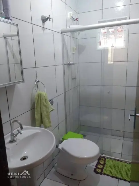 Casa com 2 quartos à venda, 125m2 em Jardim Roma, Londrina - PR - imagem 3 Foto 3 de Casa com 2 quartos à venda, 125m2 em Jardim Roma, Londrina - PR