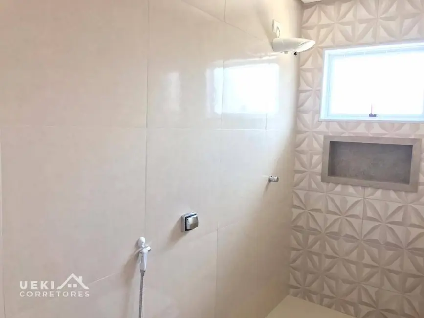 Casa com 2 quartos à venda, 200m2 em Londrina - PR - imagem 9 Foto 9 de Casa com 2 quartos à venda, 200m2 em Londrina - PR