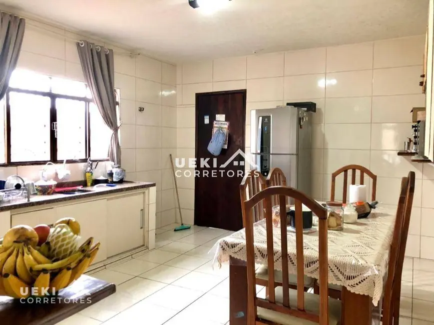 Casa com 3 quartos à venda, 390m2 em Jardim Vilas Boas, Londrina - PR - imagem 3 Foto 3 de Casa com 3 quartos à venda, 390m2 em Jardim Vilas Boas, Londrina - PR