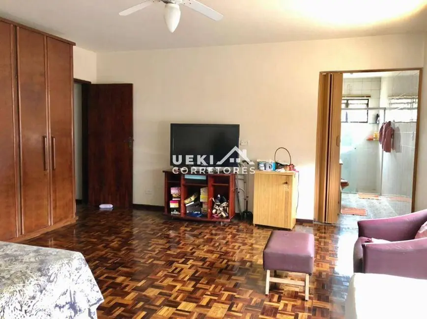 Casa com 3 quartos à venda, 390m2 em Jardim Vilas Boas, Londrina - PR - imagem 8 Foto 8 de Casa com 3 quartos à venda, 390m2 em Jardim Vilas Boas, Londrina - PR