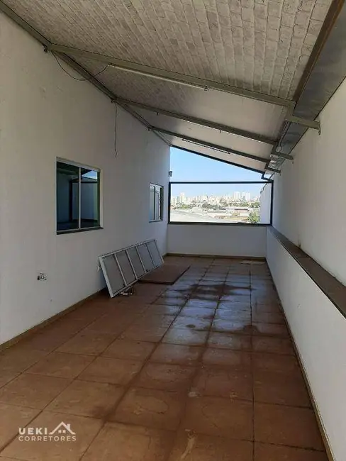 Armazém / Galpão à venda e para alugar, 647m2 em Londrina - PR - imagem 4 Foto 4 de Armazém / Galpão à venda e para alugar, 647m2 em Londrina - PR