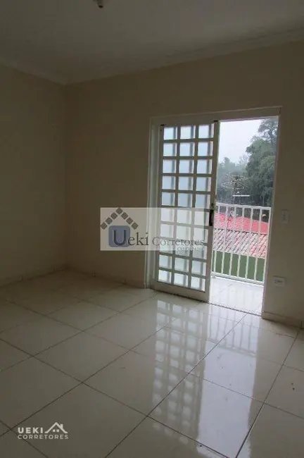 Casa com 3 quartos à venda, 180m2 em Jardim Vale Verde, Londrina - PR - imagem 4 Foto 4 de Casa com 3 quartos à venda, 180m2 em Jardim Vale Verde, Londrina - PR