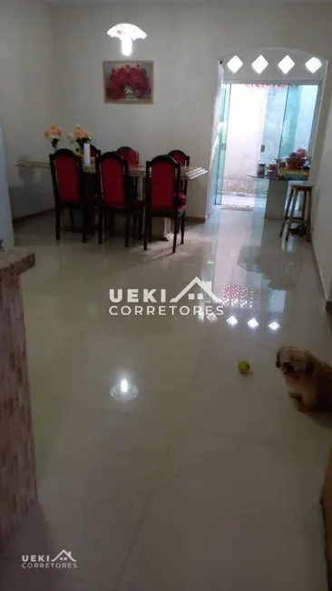 Casa com 3 quartos à venda, 267m2 em Jardim Vale Azul, Londrina - PR - imagem 7 Foto 7 de Casa com 3 quartos à venda, 267m2 em Jardim Vale Azul, Londrina - PR