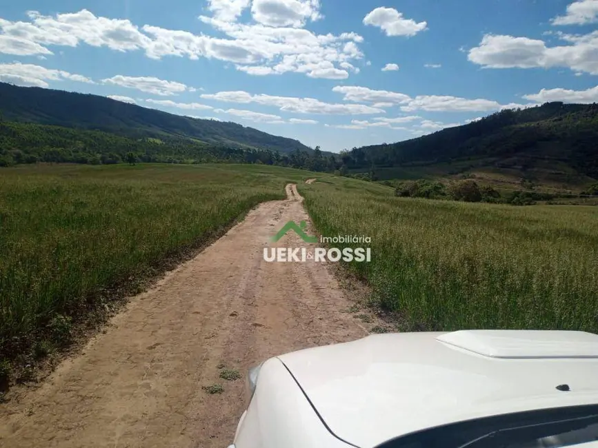 Foto 3 de Fazenda / Haras à venda, 1089000m2 em Sao Jeronimo Da Serra - PR