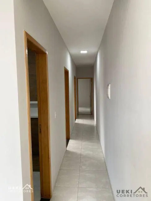 Casa com 3 quartos à venda, 125m2 em Jardim Nova Londres, Londrina - PR - imagem 6 Foto 6 de Casa com 3 quartos à venda, 125m2 em Jardim Nova Londres, Londrina - PR