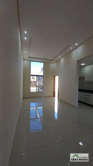 Foto 2 de Casa com 3 quartos à venda, 125m2 em Loteamento Chamonix, Londrina - PR