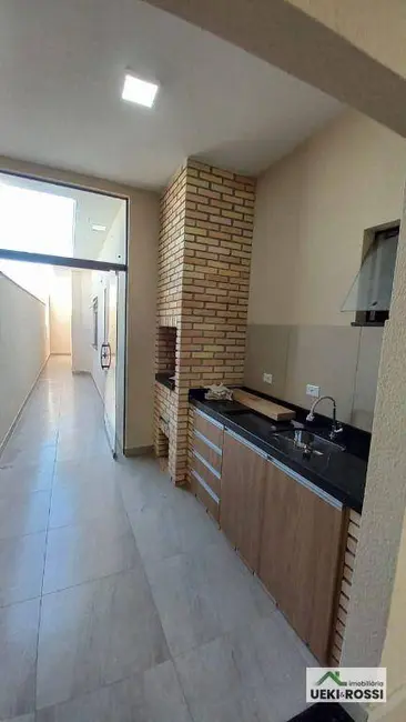 Casa com 3 quartos à venda, 125m2 em Loteamento Chamonix, Londrina - PR - imagem 9 Foto 9 de Casa com 3 quartos à venda, 125m2 em Loteamento Chamonix, Londrina - PR