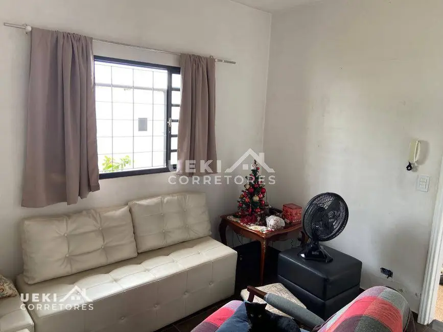 Casa com 2 quartos à venda, 250m2 em Tarobá, Londrina - PR - imagem 8 Foto 8 de Casa com 2 quartos à venda, 250m2 em Tarobá, Londrina - PR