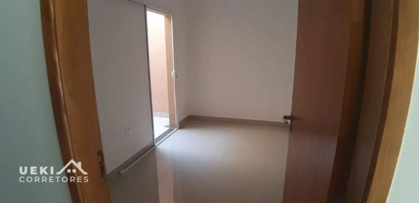 Casa com 3 quartos à venda, 125m2 em Jardim Padovani, Londrina - PR - imagem 3 Foto 3 de Casa com 3 quartos à venda, 125m2 em Jardim Padovani, Londrina - PR