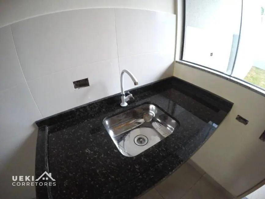 Casa com 2 quartos à venda, 125m2 em Colinas, Londrina - PR - imagem 7 Foto 7 de Casa com 2 quartos à venda, 125m2 em Colinas, Londrina - PR