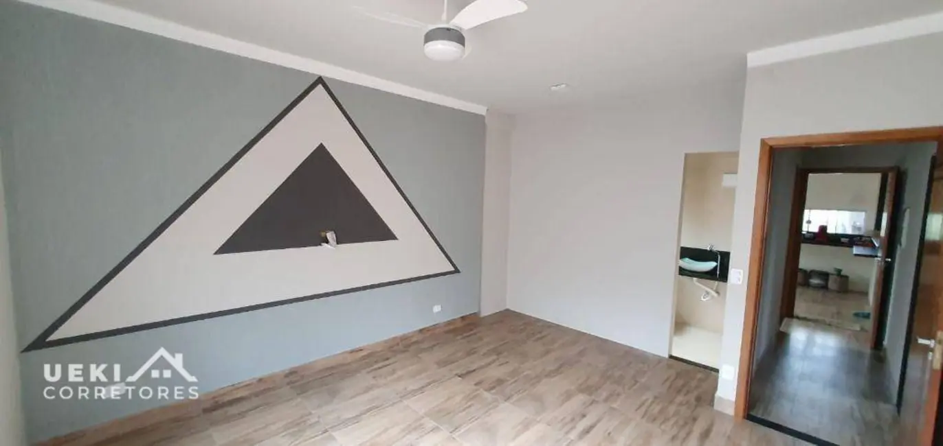 Casa de Condomínio com 3 quartos à venda, 250m2 em Parque Leblon, Londrina - PR - imagem 9 Foto 9 de Casa de Condomínio com 3 quartos à venda, 250m2 em Parque Leblon, Londrina - PR