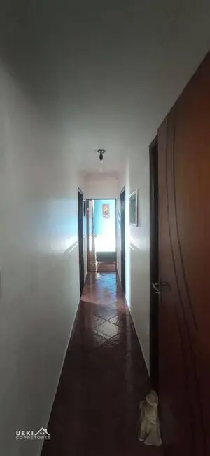 Foto 2 de Casa com 3 quartos à venda, 200m2 em Conjunto Habitacional Maria Cecília Serrano de Oliveira, Londrina - PR
