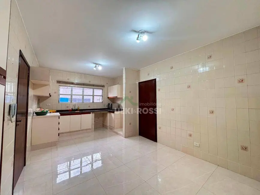 Foto 3 de Casa com 3 quartos à venda e para alugar, 525m2 em Dom Pedro, Londrina - PR