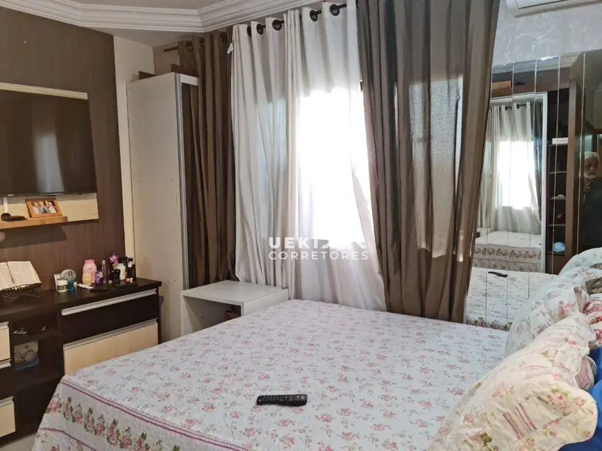Casa com 3 quartos à venda, 125m2 em Londrina - PR - imagem 5 Foto 5 de Casa com 3 quartos à venda, 125m2 em Londrina - PR
