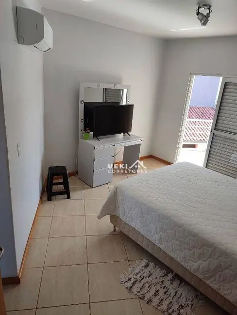 Foto 6 de Casa com 5 quartos à venda, 441m2 em Jardim Vila Rica, Cambe - PR
