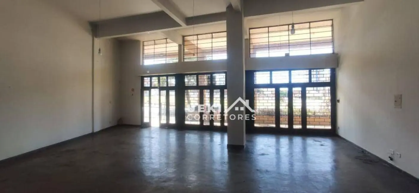 Sala Comercial à venda, 100m2 em Centro, Londrina - PR - imagem 4 Foto 4 de Sala Comercial à venda, 100m2 em Centro, Londrina - PR