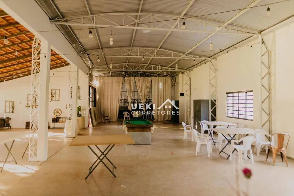 Chácara com 3 quartos à venda, 10000m2 em Centro, Arapongas - PR - imagem 8 Foto 8 de Chácara com 3 quartos à venda, 10000m2 em Centro, Arapongas - PR