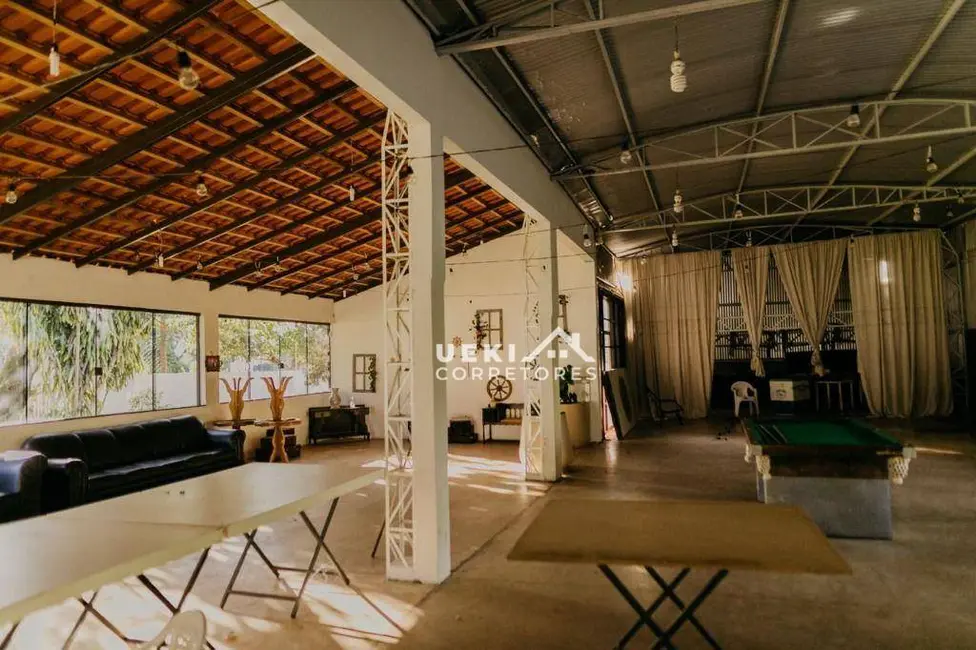 Chácara com 3 quartos à venda, 10000m2 em Centro, Arapongas - PR - imagem 6 Foto 6 de Chácara com 3 quartos à venda, 10000m2 em Centro, Arapongas - PR