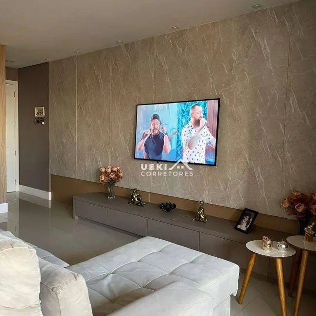 Apartamento com 3 quartos à venda, 211m2 em Santa Rosa, Londrina - PR - imagem 9 Foto 9 de Apartamento com 3 quartos à venda, 211m2 em Santa Rosa, Londrina - PR