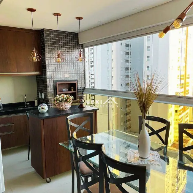 Foto 2 de Apartamento com 3 quartos à venda, 211m2 em Santa Rosa, Londrina - PR