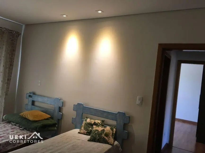 Casa de Condomínio com 4 quartos à venda, 250m2 em Parque Leblon, Londrina - PR - imagem 9 Foto 9 de Casa de Condomínio com 4 quartos à venda, 250m2 em Parque Leblon, Londrina - PR