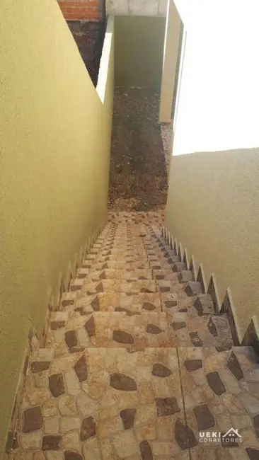 Casa com 3 quartos à venda, 125m2 em Residencial Professora Marieta, Londrina - PR - imagem 6 Foto 6 de Casa com 3 quartos à venda, 125m2 em Residencial Professora Marieta, Londrina - PR