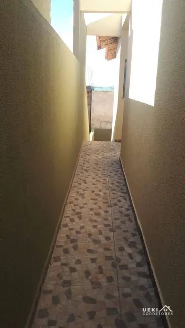 Casa com 3 quartos à venda, 125m2 em Residencial Professora Marieta, Londrina - PR - imagem 5 Foto 5 de Casa com 3 quartos à venda, 125m2 em Residencial Professora Marieta, Londrina - PR