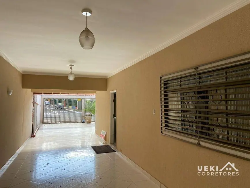 Casa com 3 quartos à venda, 287m2 em Igapó, Londrina - PR - imagem 6 Foto 6 de Casa com 3 quartos à venda, 287m2 em Igapó, Londrina - PR