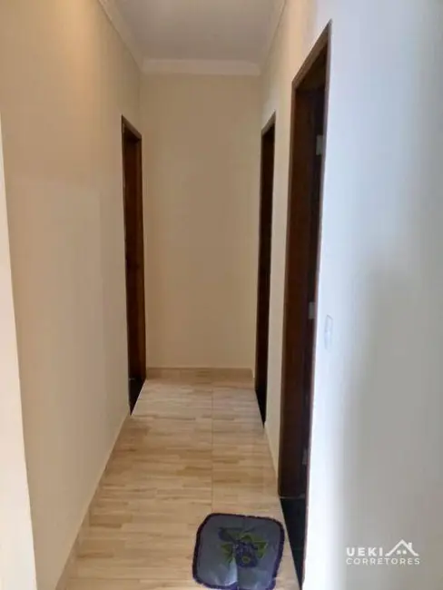 Casa com 3 quartos à venda, 200m2 em Jardim Planalto, Londrina - PR - imagem 7 Foto 7 de Casa com 3 quartos à venda, 200m2 em Jardim Planalto, Londrina - PR