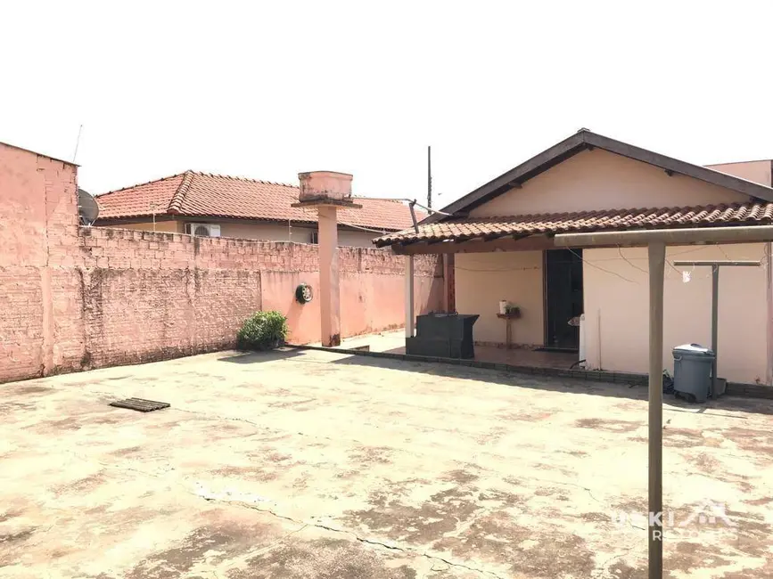Casa com 2 quartos à venda, 303m2 em Jardim Alah, Londrina - PR - imagem 9 Foto 9 de Casa com 2 quartos à venda, 303m2 em Jardim Alah, Londrina - PR