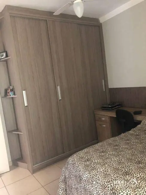 Apartamento com 3 quartos à venda, 84m2 em Nossa Senhora de Lourdes, Londrina - PR - imagem 9 Foto 9 de Apartamento com 3 quartos à venda, 84m2 em Nossa Senhora de Lourdes, Londrina - PR