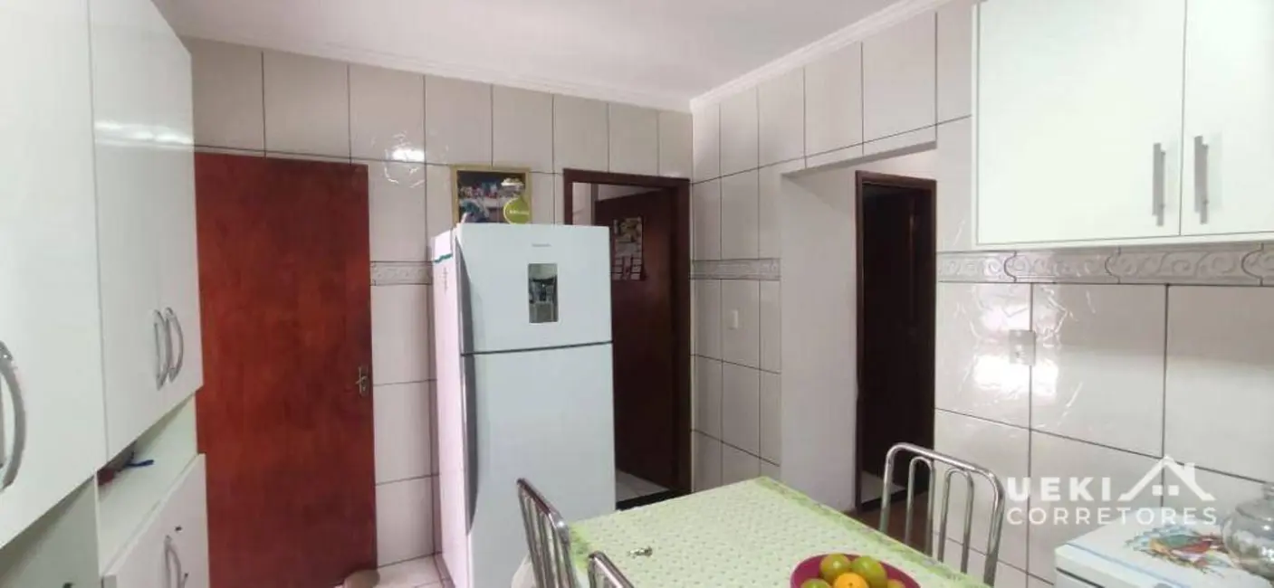 Casa com 3 quartos à venda, 275m2 em Alto da Boa Vista, Londrina - PR - imagem 3 Foto 3 de Casa com 3 quartos à venda, 275m2 em Alto da Boa Vista, Londrina - PR