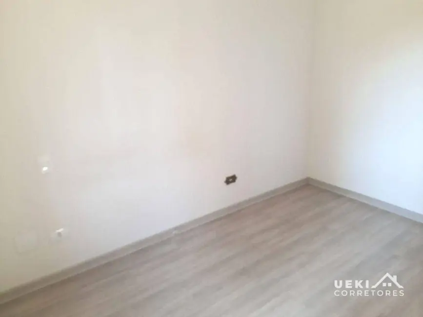 Foto 8 de Apartamento com 3 quartos para alugar, 76m2 em Cláudia, Londrina - PR