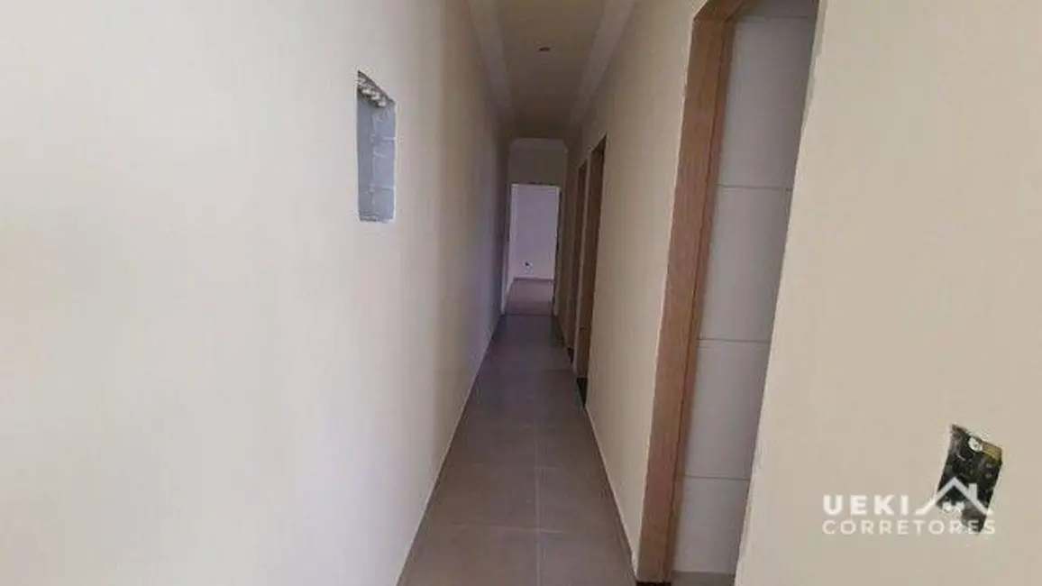Casa com 3 quartos à venda, 150m2 em Londrina - PR - imagem 7 Foto 7 de Casa com 3 quartos à venda, 150m2 em Londrina - PR