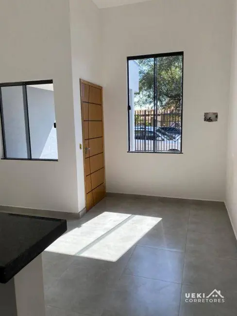 Casa com 2 quartos à venda, 125m2 em Conjunto Vivi Xavier, Londrina - PR - imagem 4 Foto 4 de Casa com 2 quartos à venda, 125m2 em Conjunto Vivi Xavier, Londrina - PR