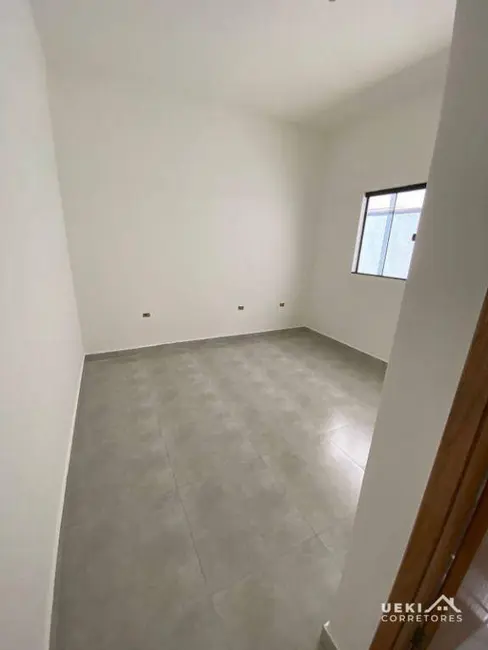 Casa com 2 quartos à venda, 125m2 em Conjunto Vivi Xavier, Londrina - PR - imagem 6 Foto 6 de Casa com 2 quartos à venda, 125m2 em Conjunto Vivi Xavier, Londrina - PR