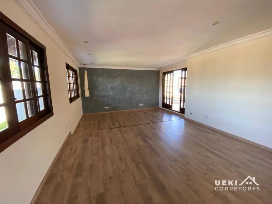 Foto 2 de Casa com 5 quartos à venda, 430m2 em Maria Lúcia, Londrina - PR