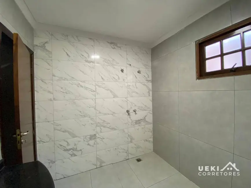 Foto 8 de Casa com 5 quartos à venda, 430m2 em Maria Lúcia, Londrina - PR