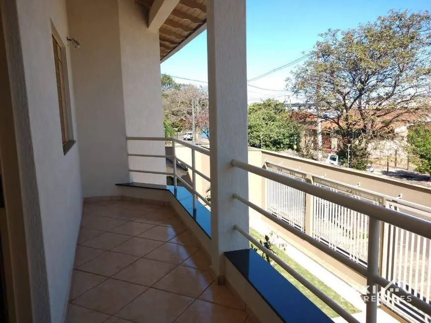 Foto 4 de Casa com 4 quartos à venda, 370m2 em Messiânico, Londrina - PR