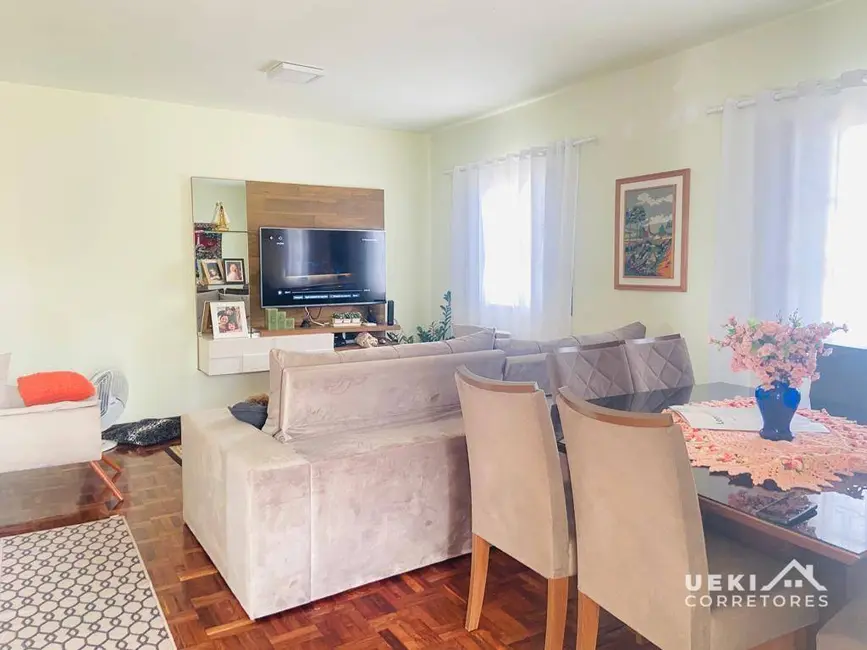 Casa com 5 quartos à venda, 352m2 em Erotildes, Londrina - PR - imagem 3 Foto 3 de Casa com 5 quartos à venda, 352m2 em Erotildes, Londrina - PR